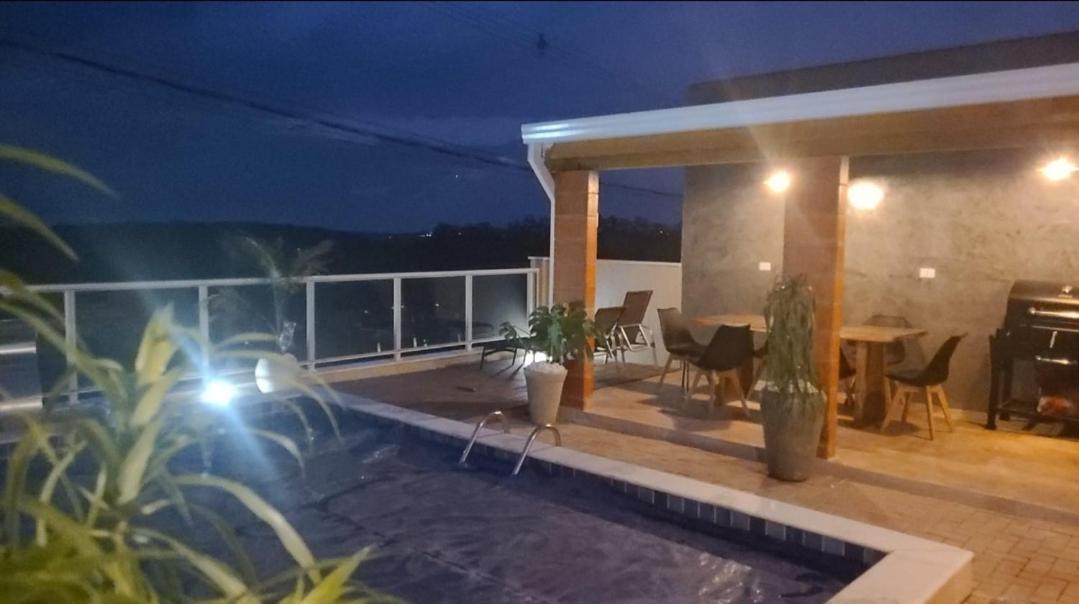 Casa Aconchegante Condominio Fechado Na Natureza Em Sao Roque Mairinque Luaran gambar