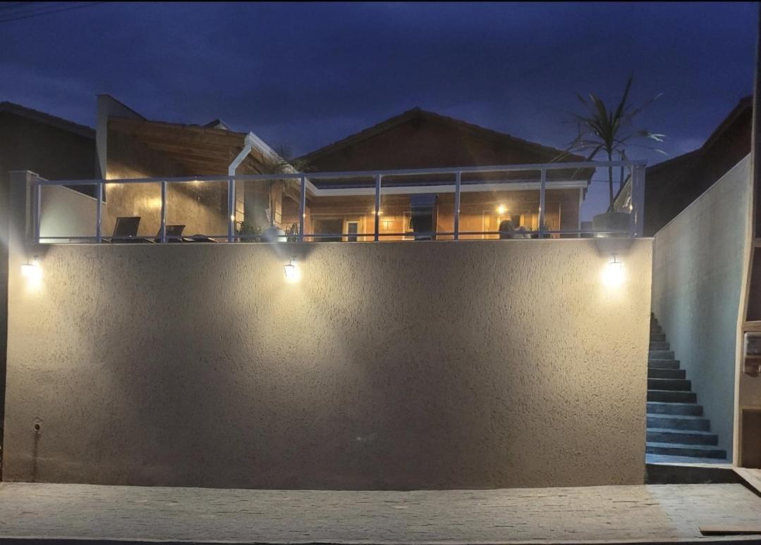 Casa Aconchegante Condominio Fechado Na Natureza Em Sao Roque Mairinque Luaran gambar