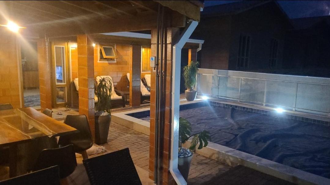 Casa Aconchegante Condominio Fechado Na Natureza Em Sao Roque Mairinque Luaran gambar
