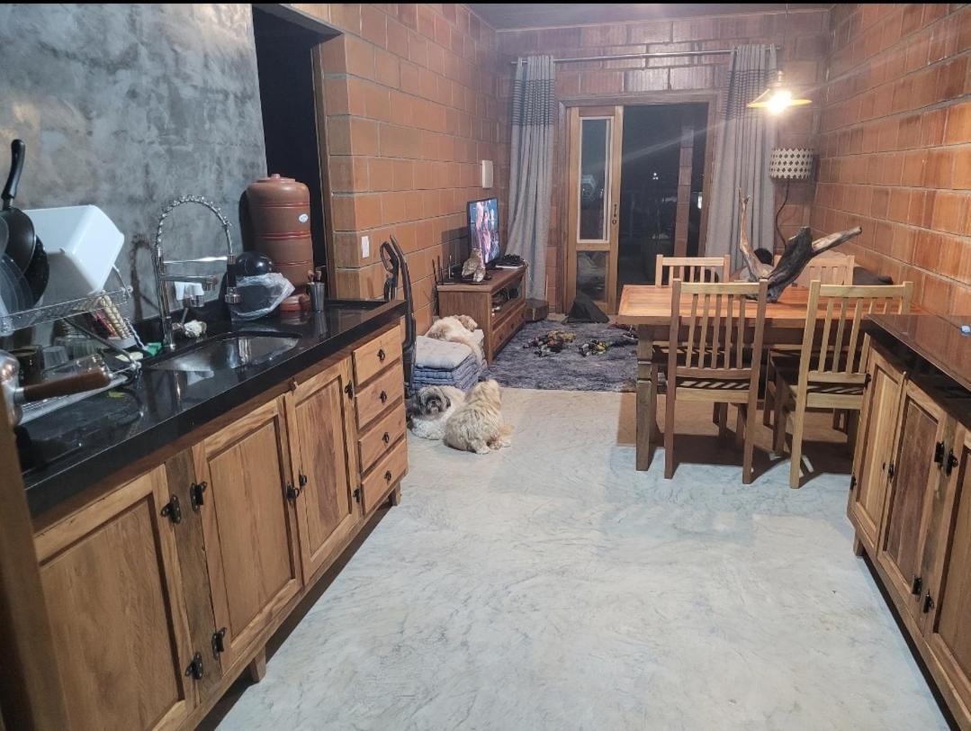 Casa Aconchegante Condominio Fechado Na Natureza Em Sao Roque Mairinque Luaran gambar
